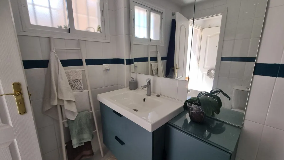 ab58d114-4813-4896-8443-1def1c28a96c