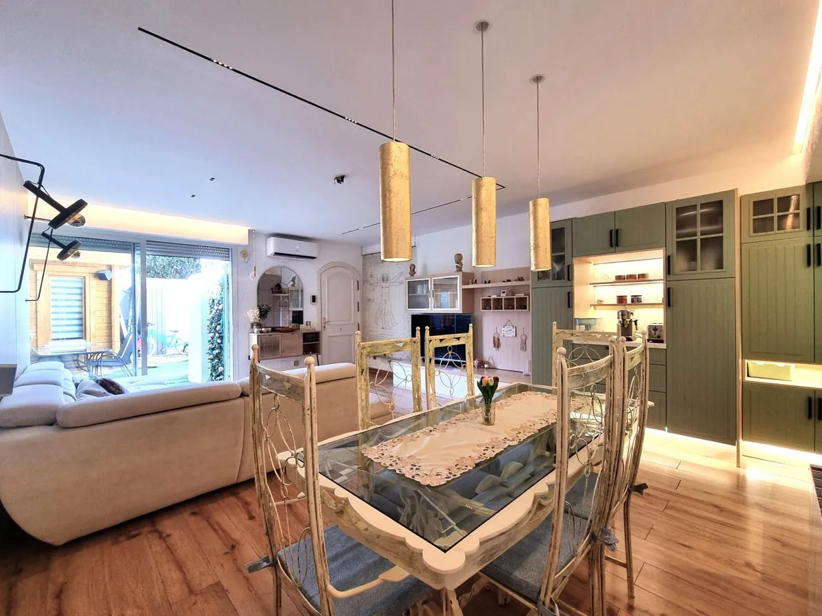 63f734e0-1961-41bd-9e5d-da7798fd7a0c