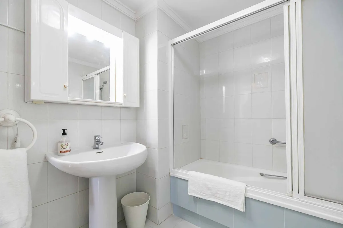 1c25f45a-6cb3-44b3-a1ad-66443a373096