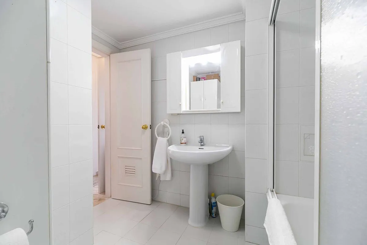 5d608eb5-68a0-465a-8901-84abd998b2f6