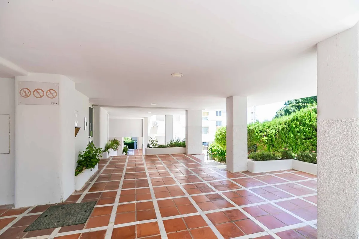 64246e60-f4f0-4837-a956-3003aa76d2f8