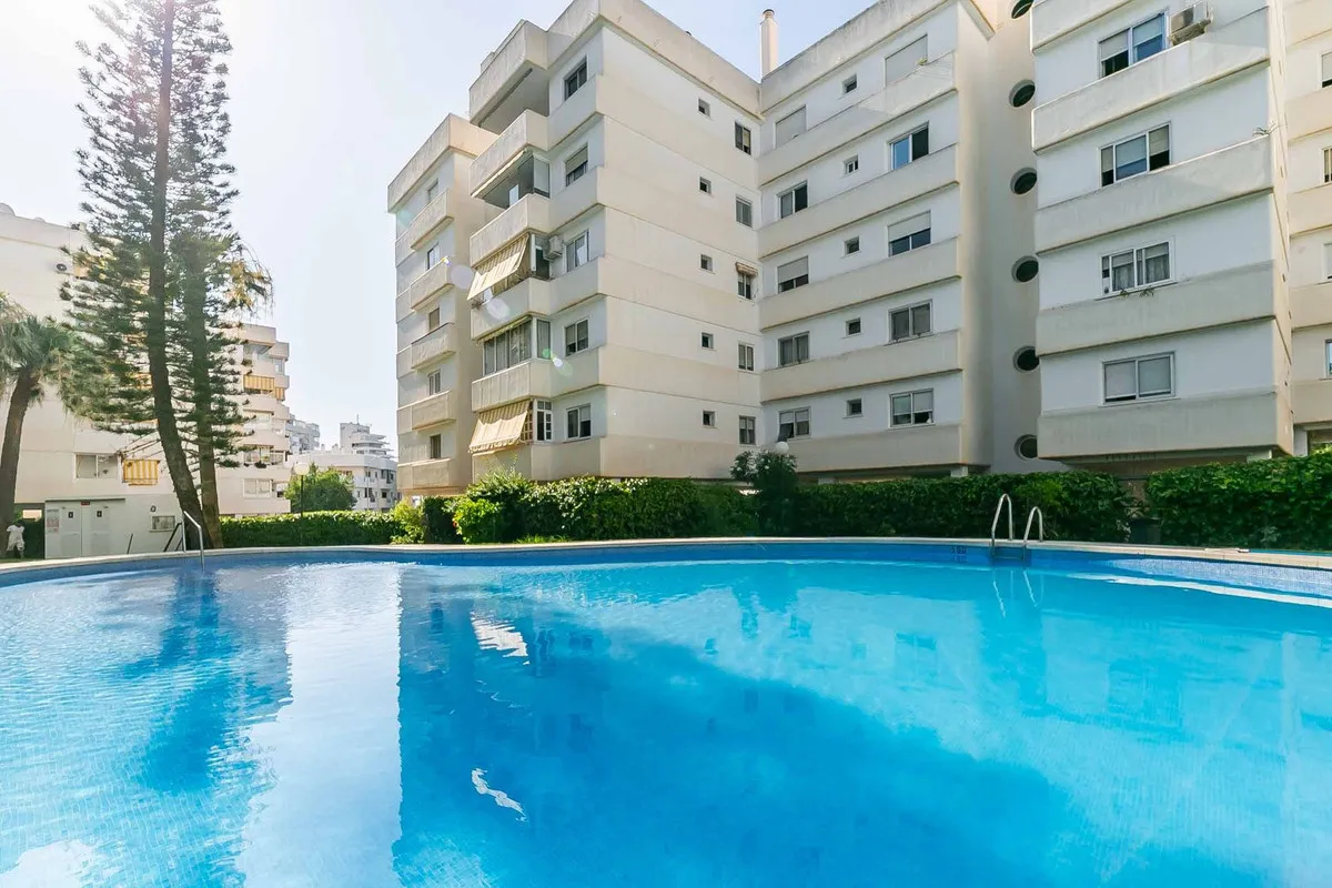 73661085-7c53-4c08-bd4b-45051cc1e1ca