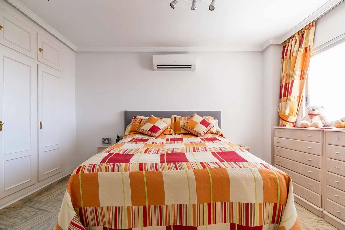 f85f6eb7-06ae-4dc8-baa2-81c521827b53