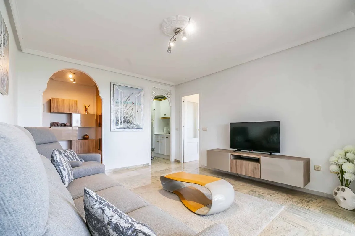 fb64cfd1-4c15-4665-8202-51e9da17c793