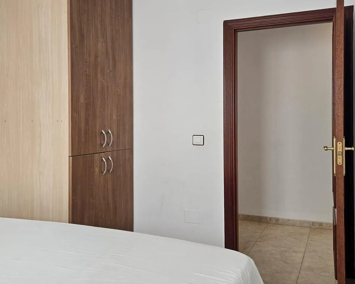 192baf48-b8fe-47fd-877c-d38f41de9394