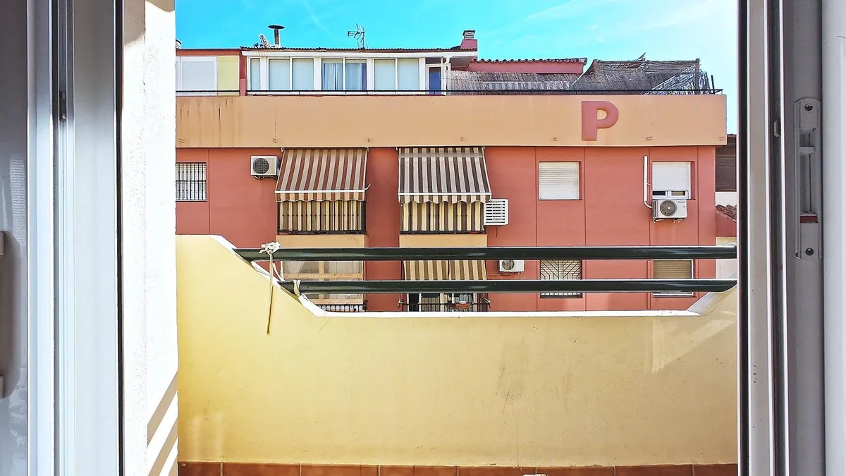 232ab360-e3a8-4d31-9dc4-bb41c552bf21