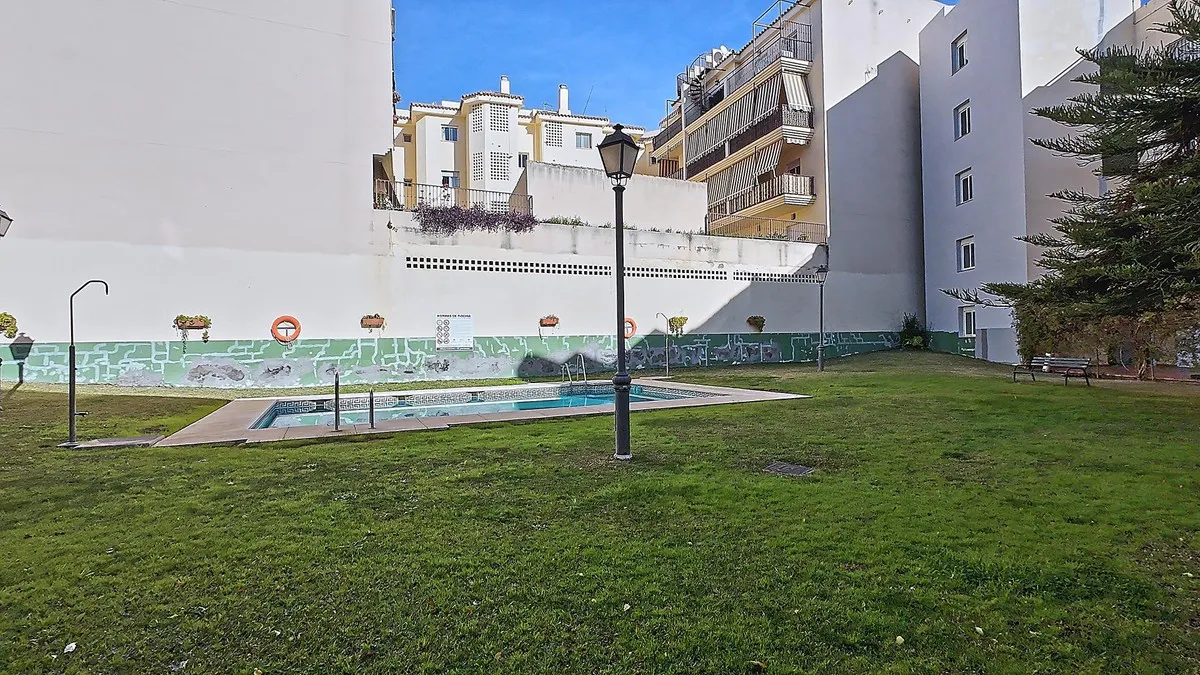 3c2523c3-b4e8-43e0-9232-087be73d8001