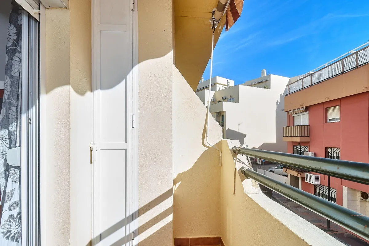 865179b0-4054-46fb-8125-e87422d0d6e7