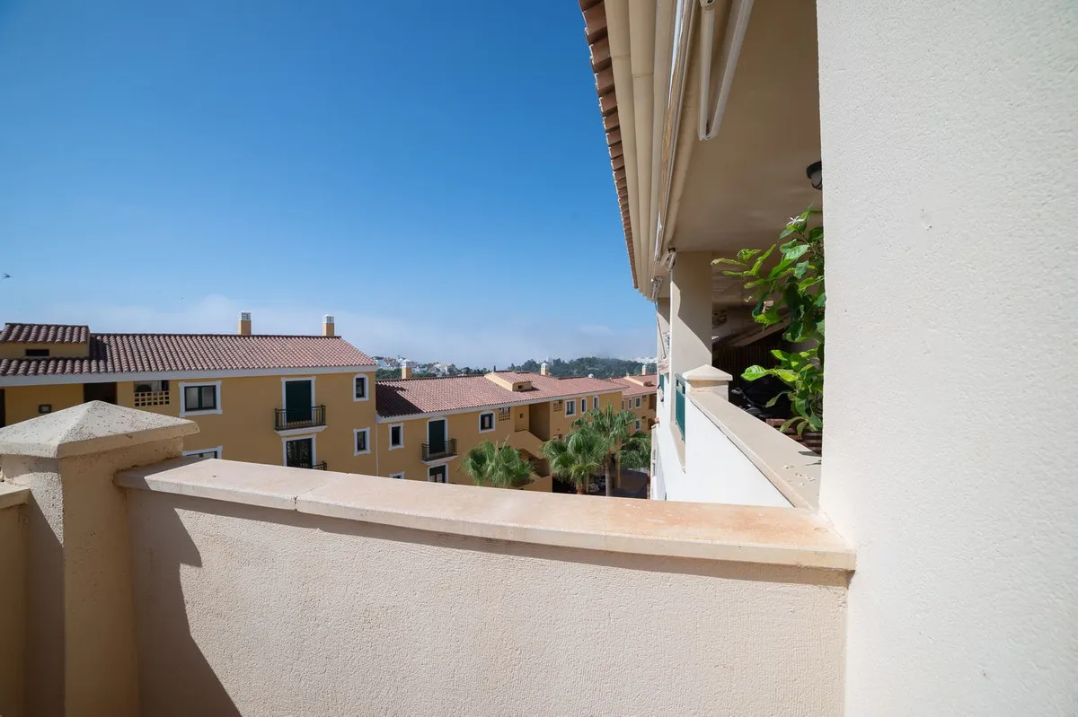 03b426ec-8d5a-4af8-ac0f-5c379c709613