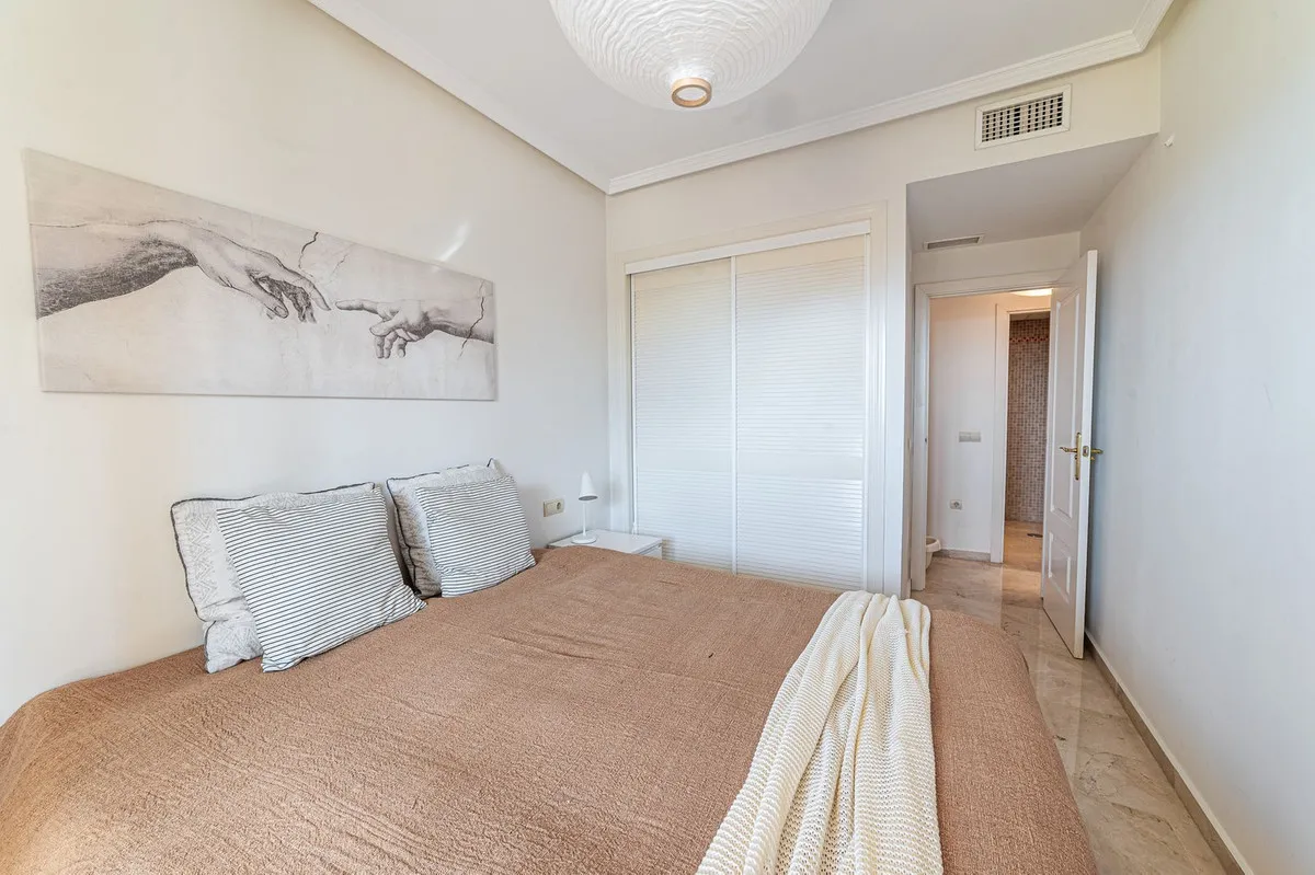 723140f8-ac97-4d5b-ac9d-a974a8a6c871