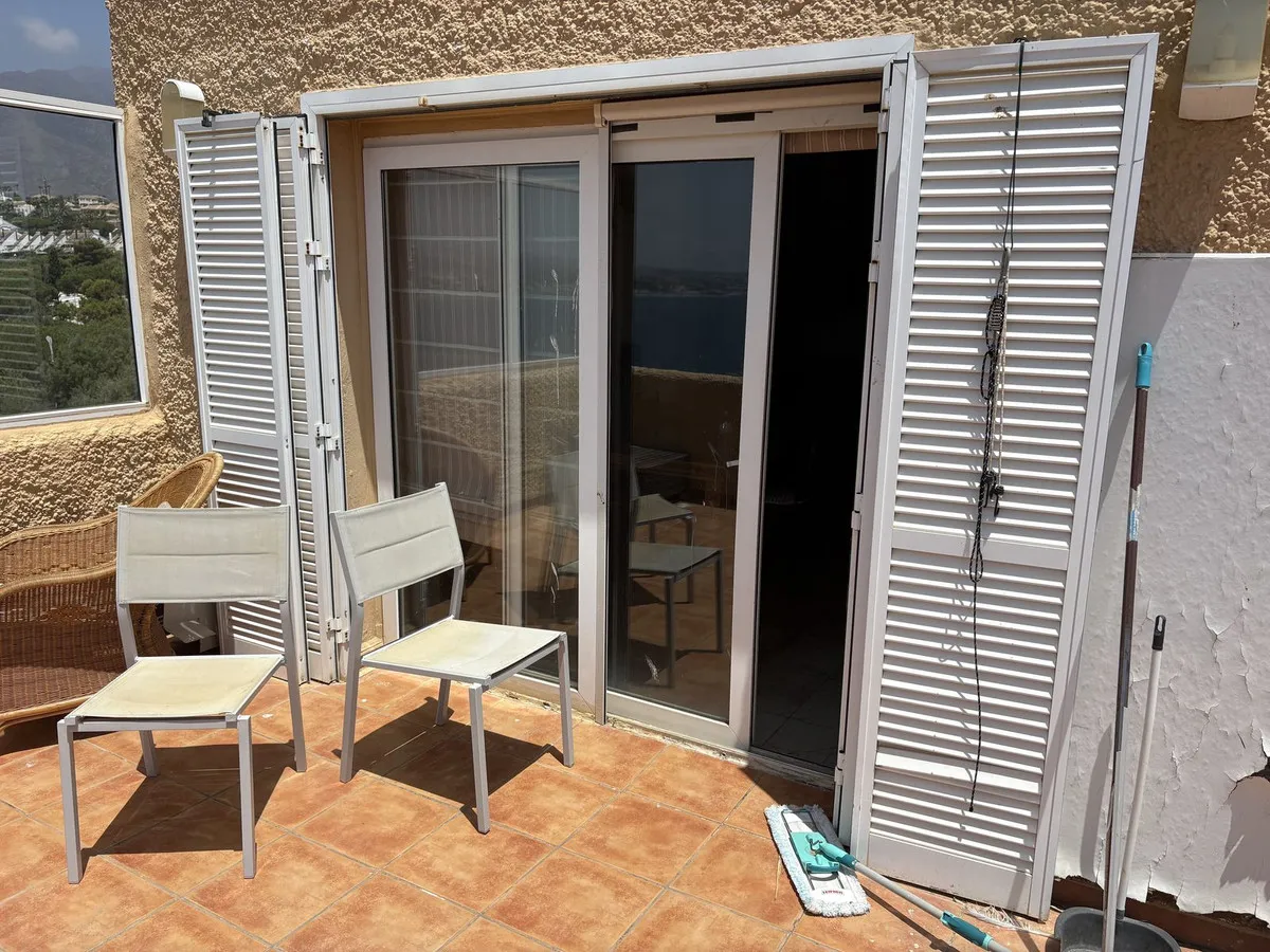 ef135549-af41-4e83-8d84-40838c888914