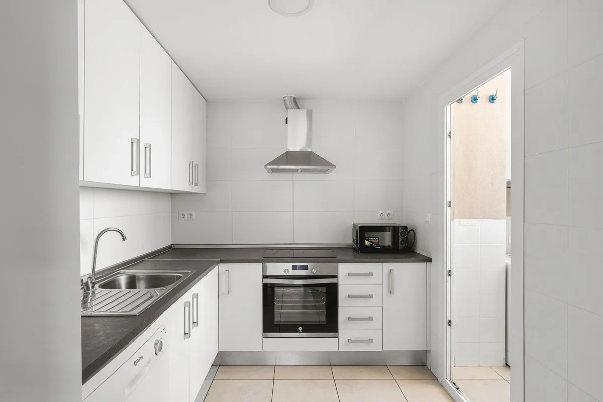 8682102c-c1a9-4c11-854a-cc12590b3862