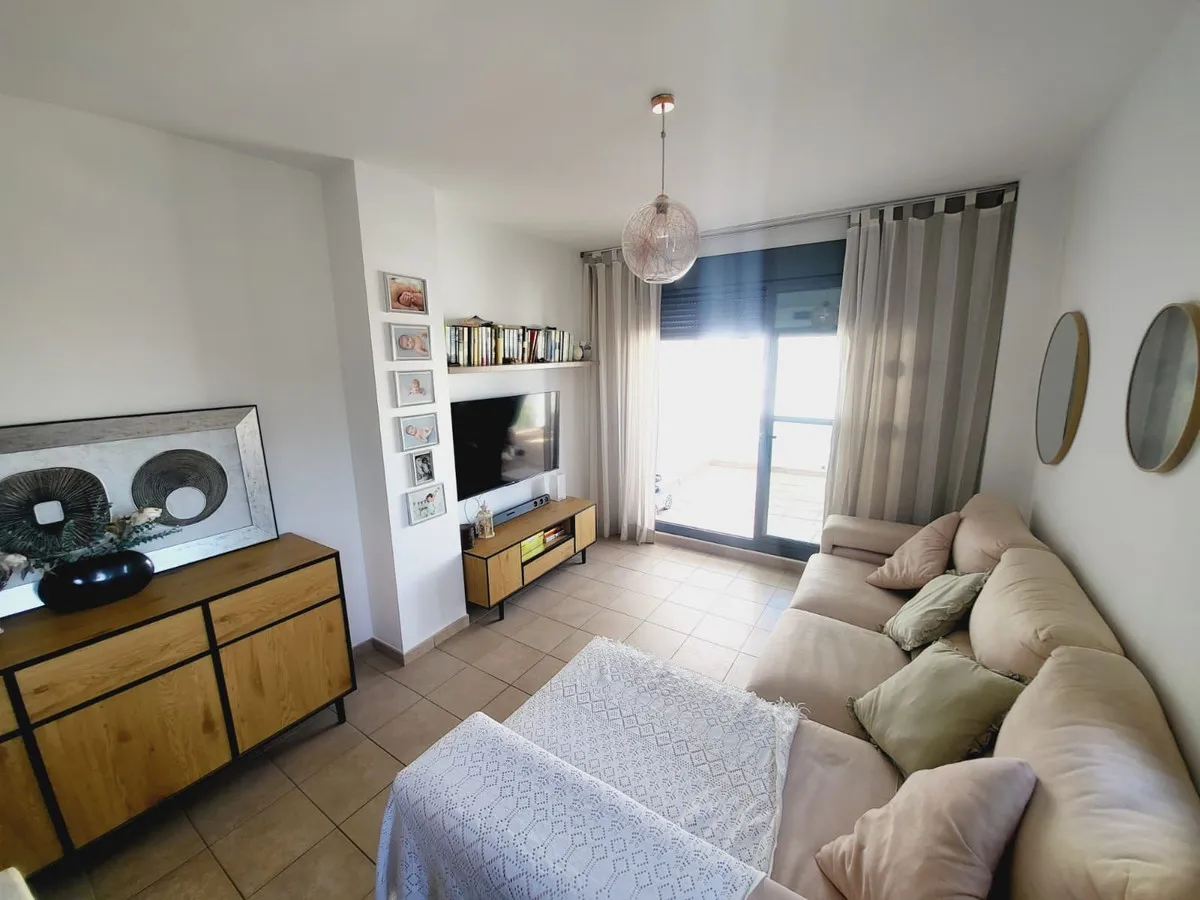 d16f8fc9-74e3-4037-9a6f-523a211e7f35