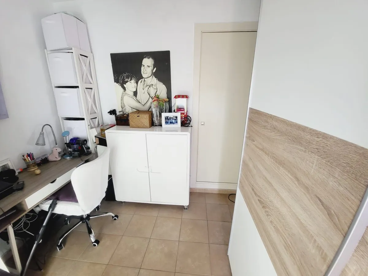 e7e5885c-7cc3-4b39-baba-c63d1fbf0782