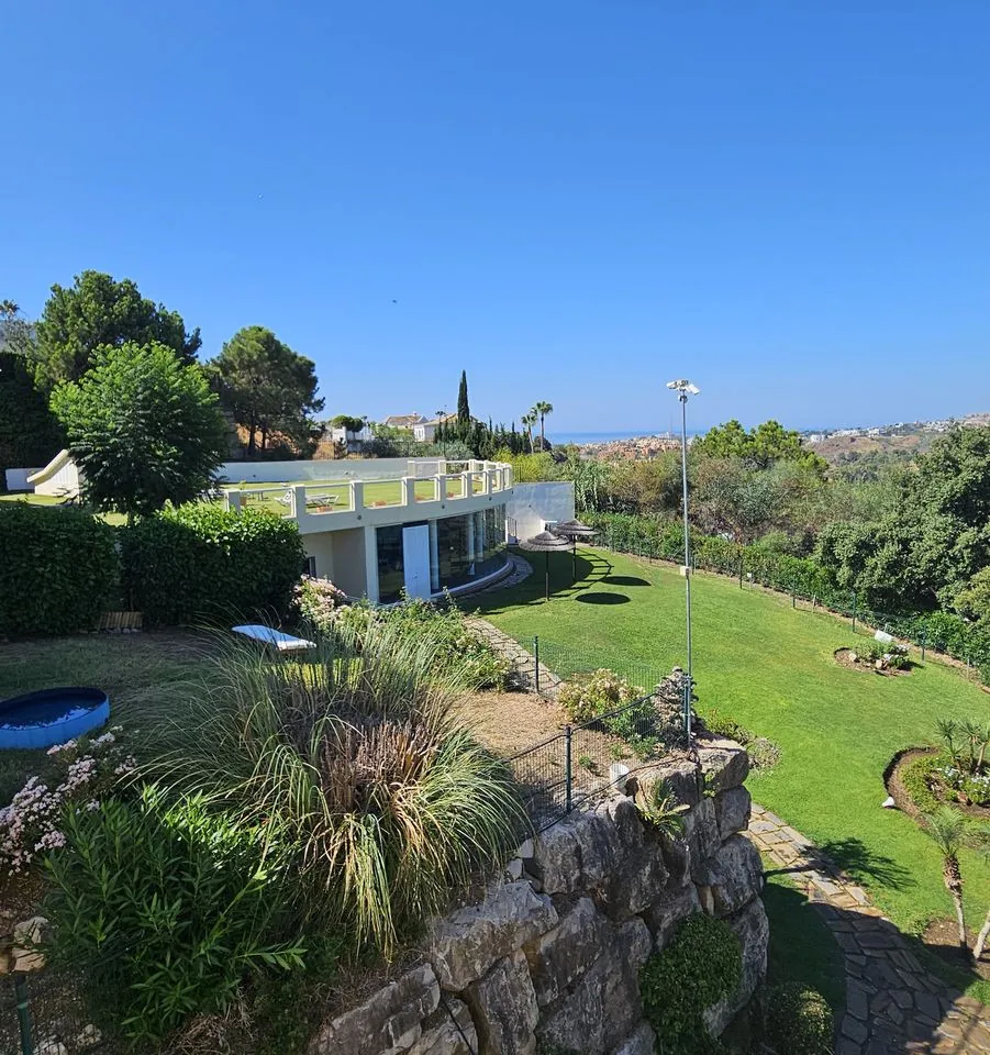 647e655c-e0ac-4eec-9d72-f72a96c35a16