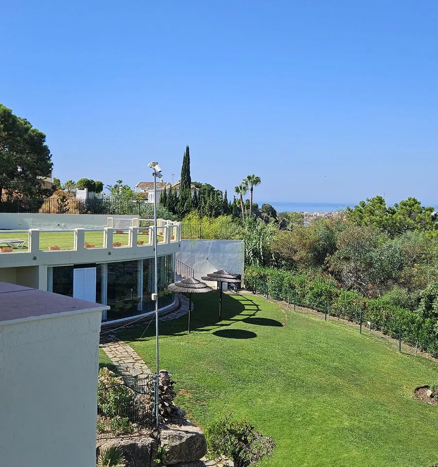 915f5b52-903b-4df7-82a2-65cb689830ef