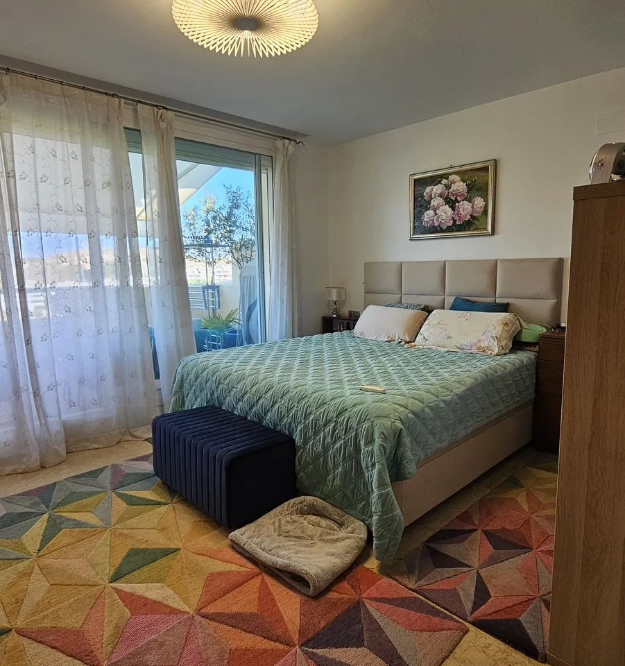 a0fe825c-1960-4cc8-b324-38b16151d695