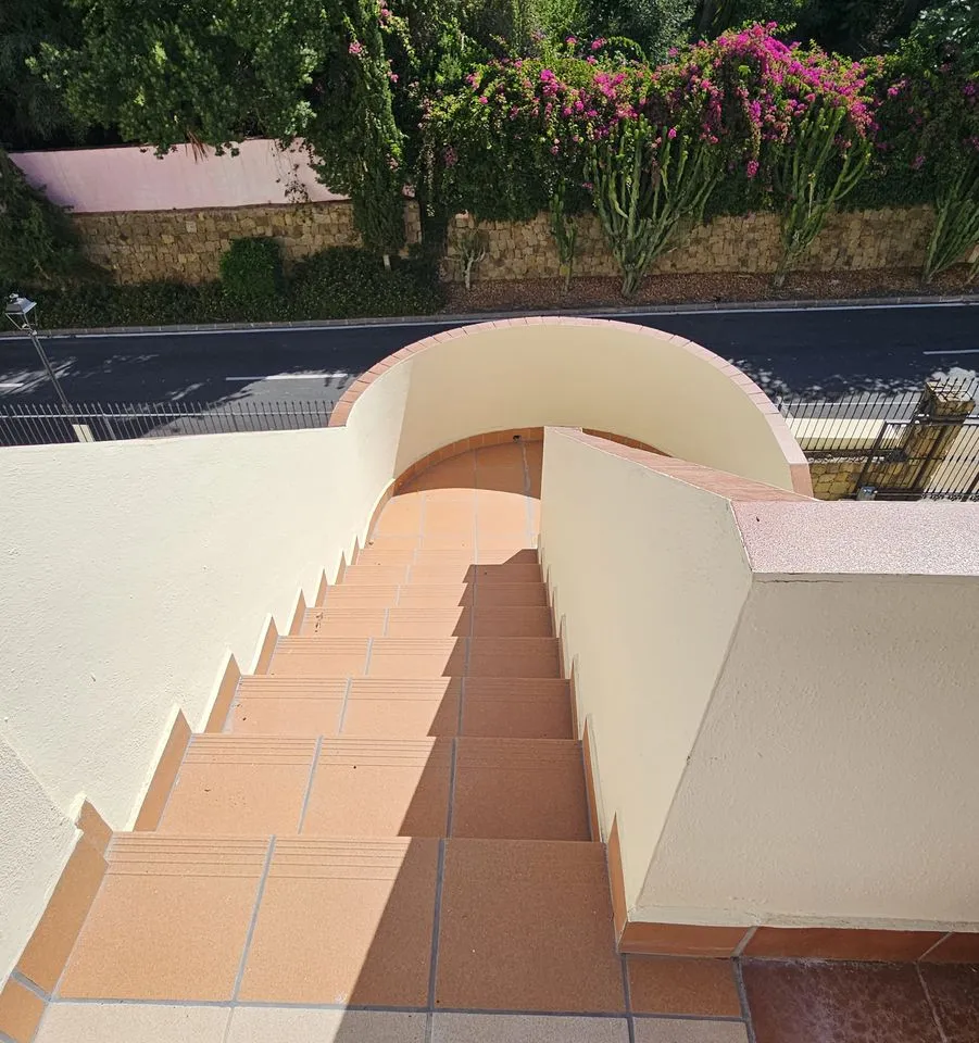 b653a772-53e4-48a5-be29-86e6d30f4666