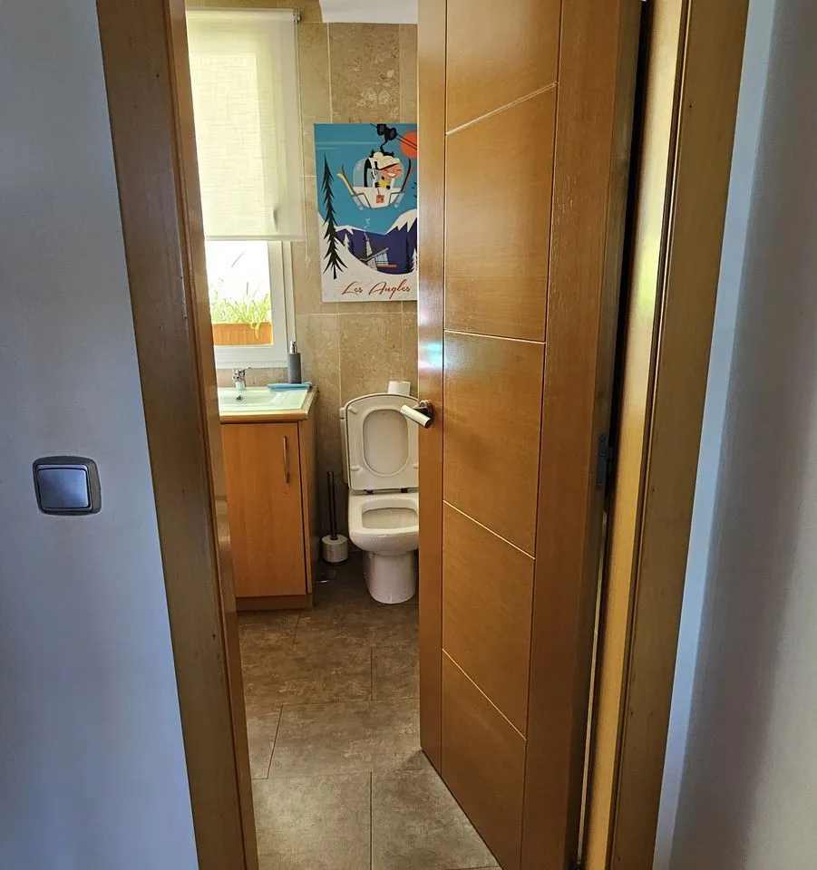 bd6f9860-c3fb-47fe-a28d-4010081343a2