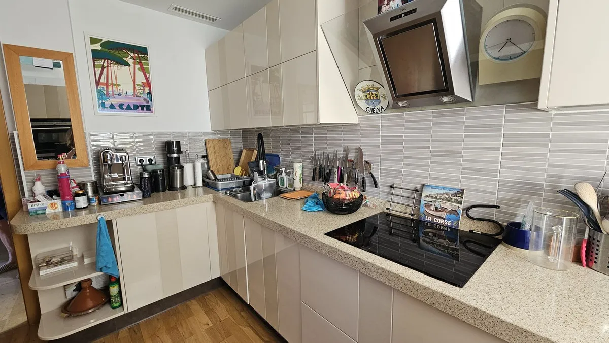 c481f354-f9c6-4412-9086-9da40328c05c