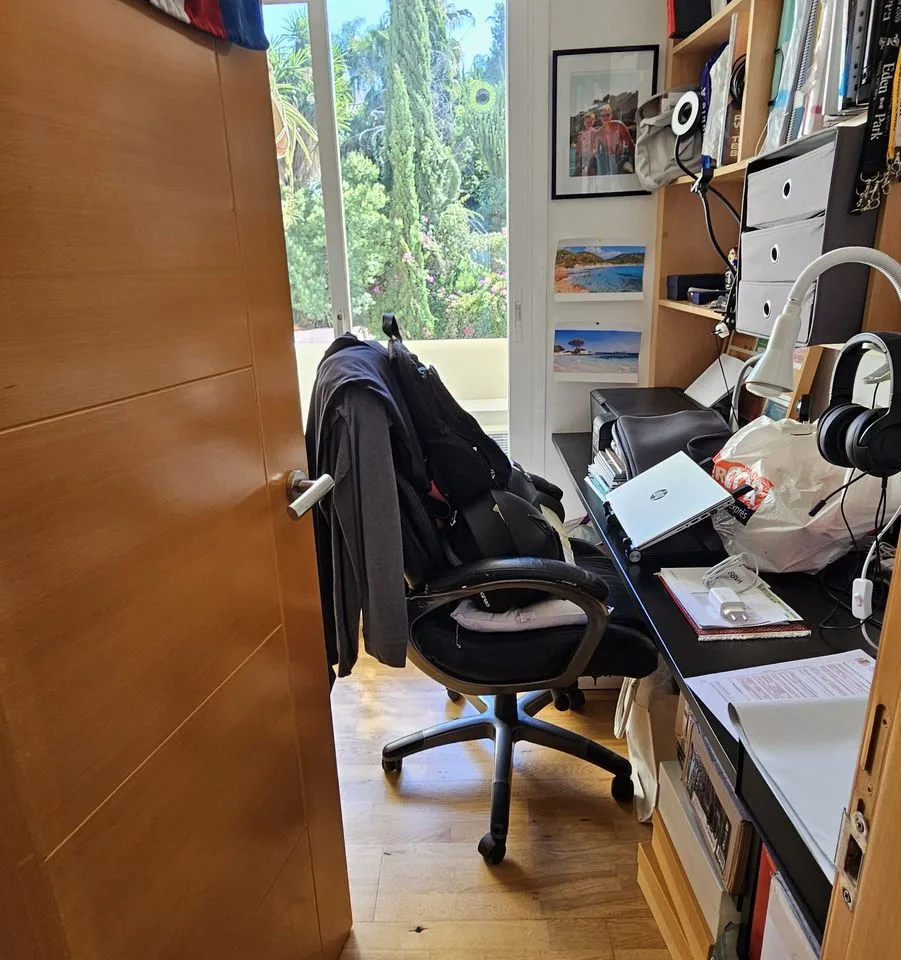 d7ee6584-5678-4d6f-8136-2553f6736b10