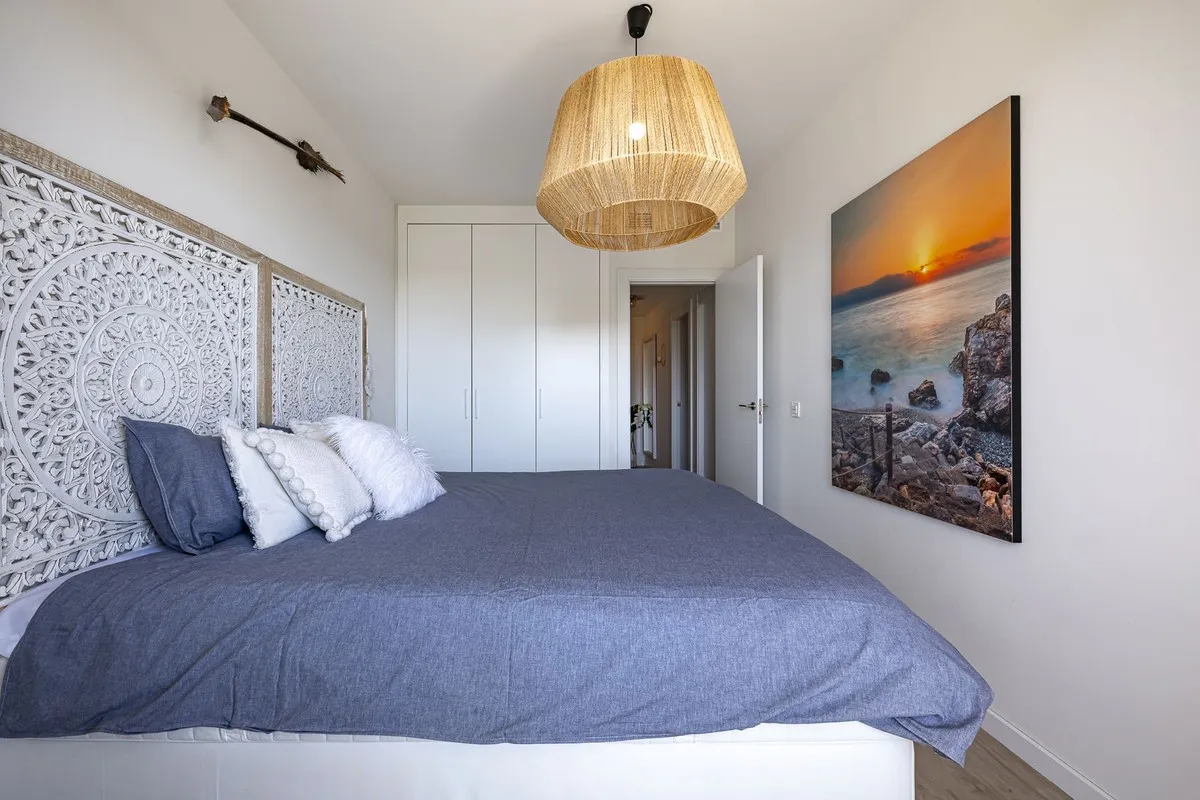 32dfce27-fc07-47c1-8786-f6f8be408753