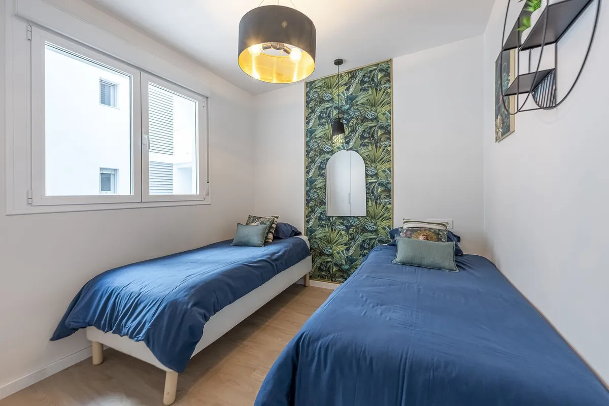 c20f5730-6137-44d8-b1e7-5734443fe6ef