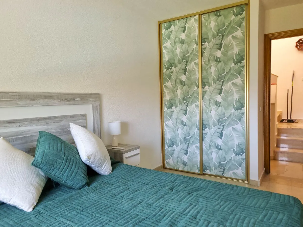 3d0f0f7d-1a2c-4b7b-9b9f-97810040d4cf