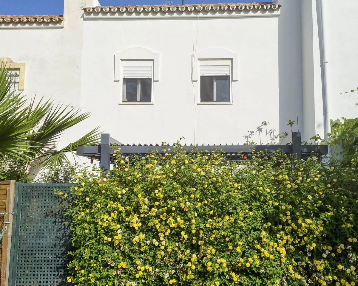 5be2b4b2-fdcc-4e2c-b9d5-3a1eac08c753