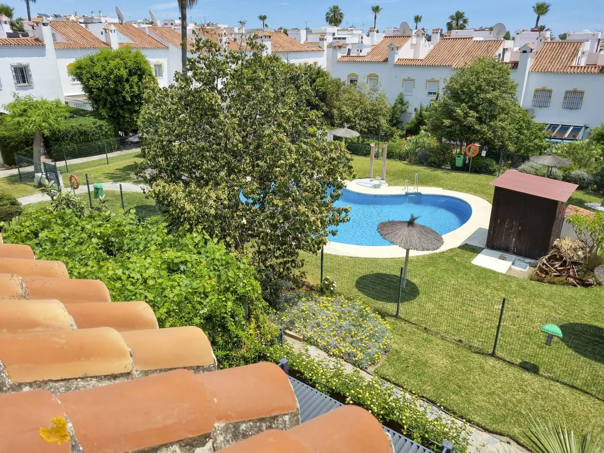 e152b583-e9d3-4ad0-bbb3-878bbb7d4115