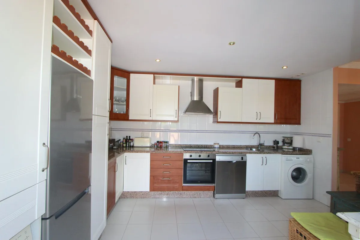 97dfdaad-27a9-4eb3-95b4-346ae6fc6e5e