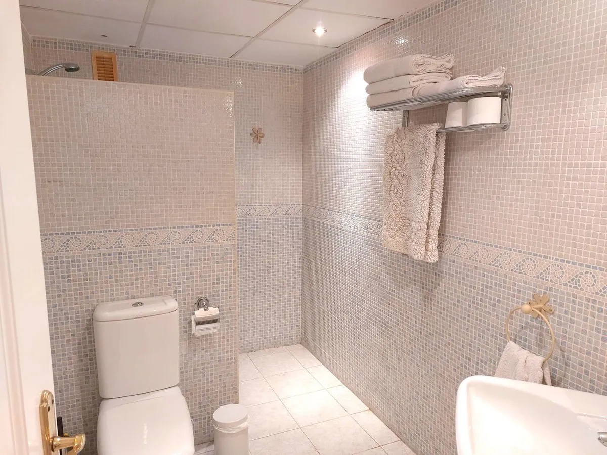 ec2b5e3d-e459-445e-b551-76b97af53751