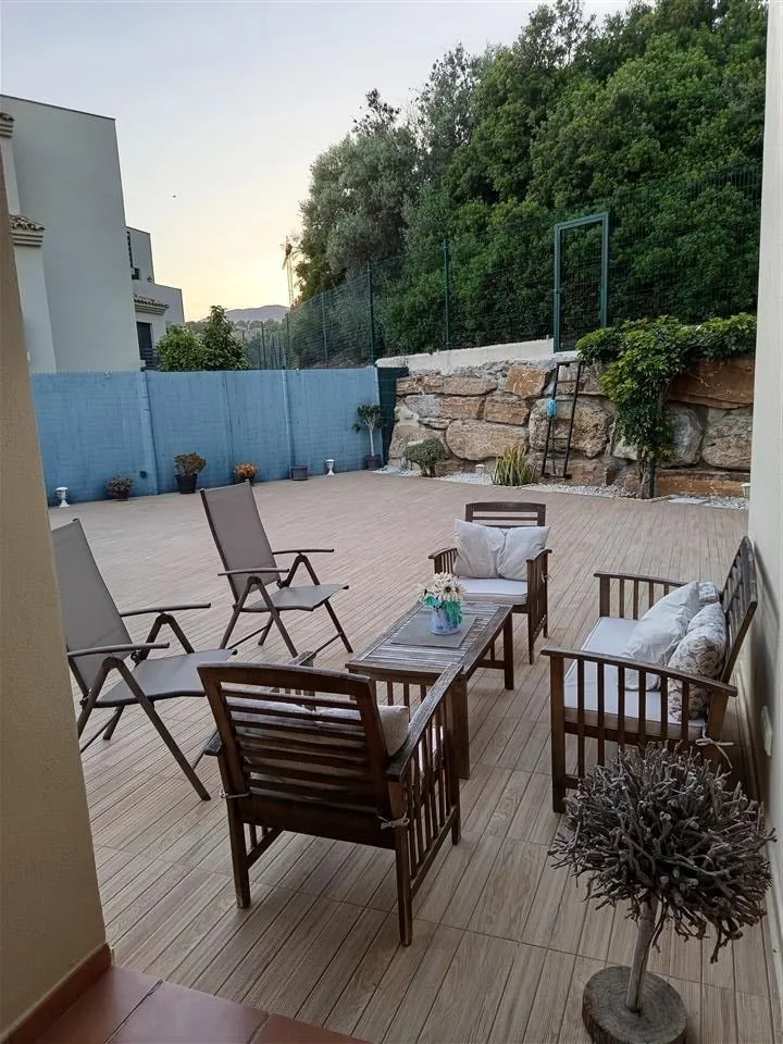 b43ed5a7-d8a1-484b-a675-f17d117e3cbf