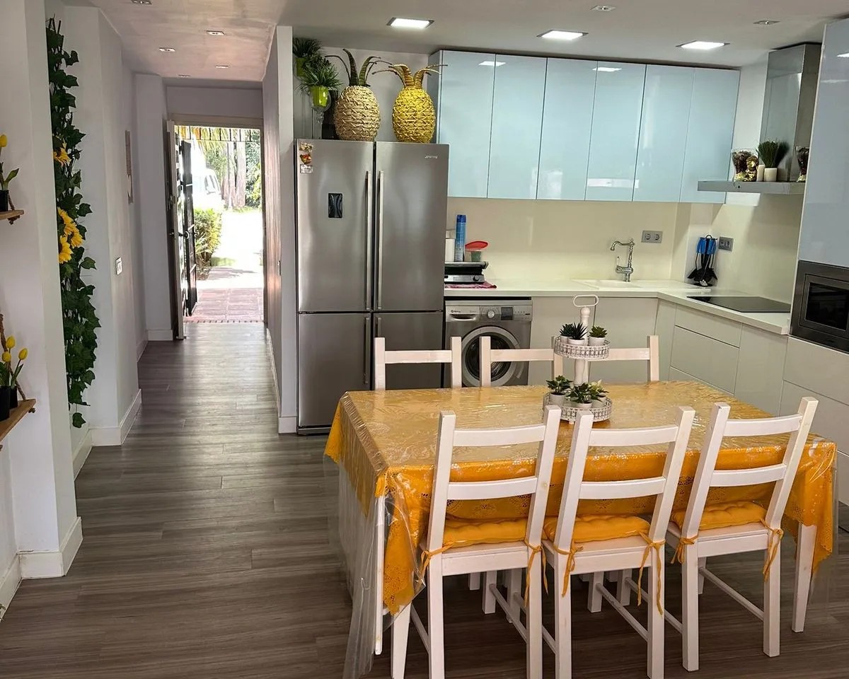 73887dec-e4d2-4d7e-9669-cf6c42e175c4