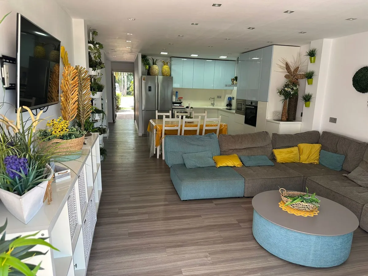 7ac652be-1c3b-4aa8-bb77-127de98b30ca