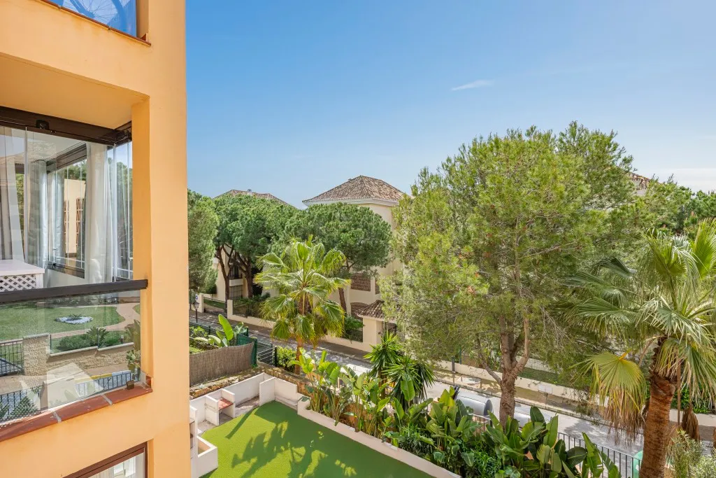 0b77cadd-f5d0-42bf-9e59-8c4dabe85cf0