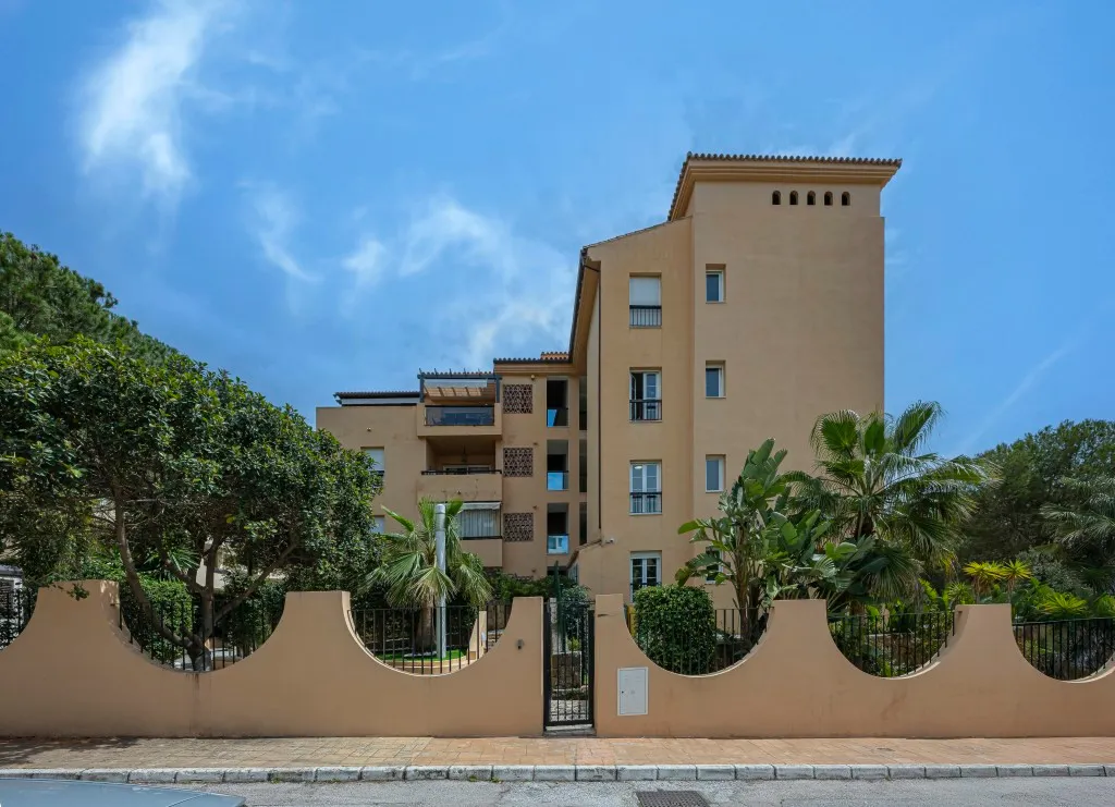 294ad558-19e9-4a42-a8e8-8f70f3b21f1e