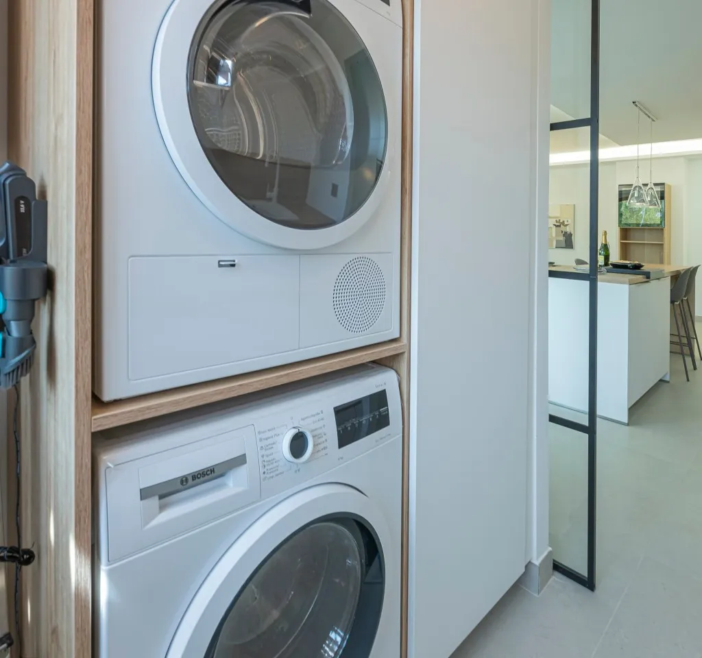 7ae23965-9fda-440c-9eea-8ac1b5c5c3c9