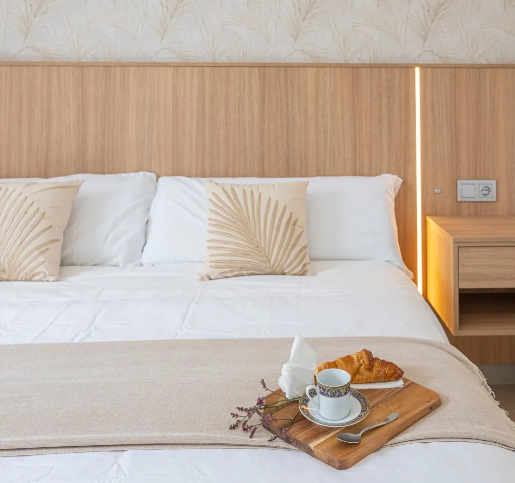 ef2125da-93b7-46e9-a0d1-527a994bd1df