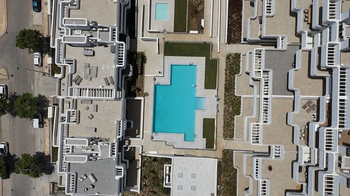 6ee4e243-2c26-4ffb-8130-b48024397b91