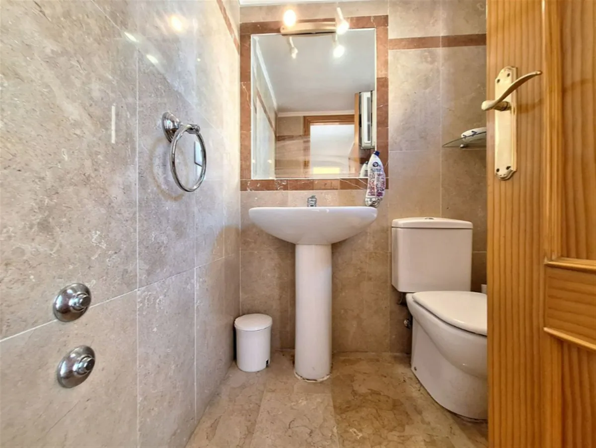 9d102c3b-f54c-424b-a786-405d351b2c97