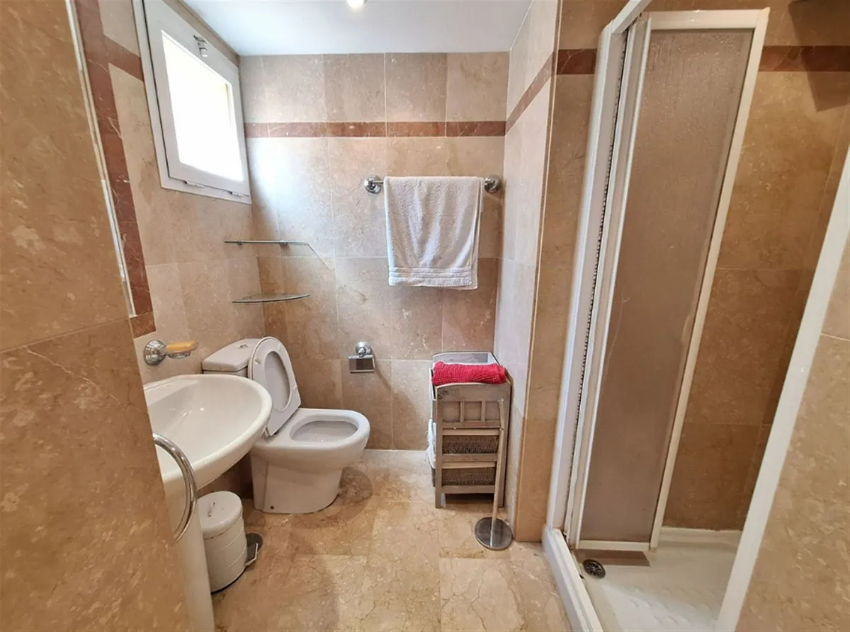 c6e3dcc6-1d3f-494c-84a7-8fb7a07c228e