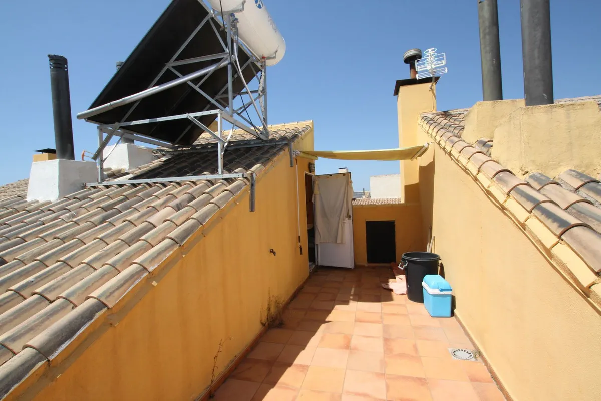 3a371593-4057-4337-a756-6b8364fbf435