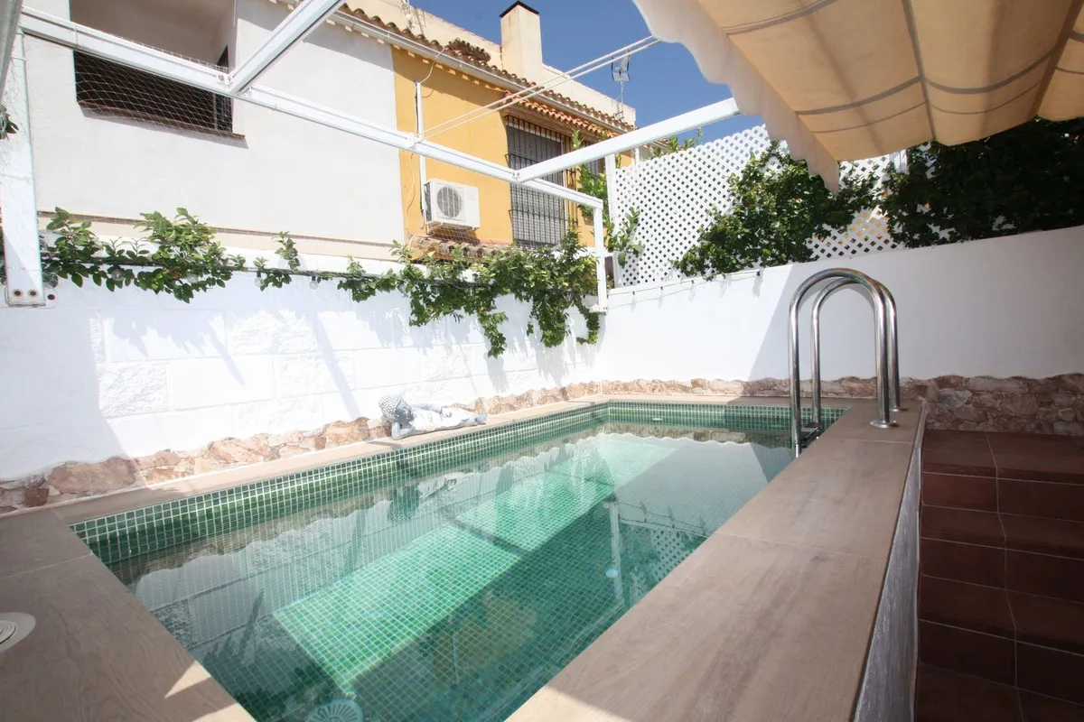 408a700e-a03c-4451-9554-cf4502874bd9