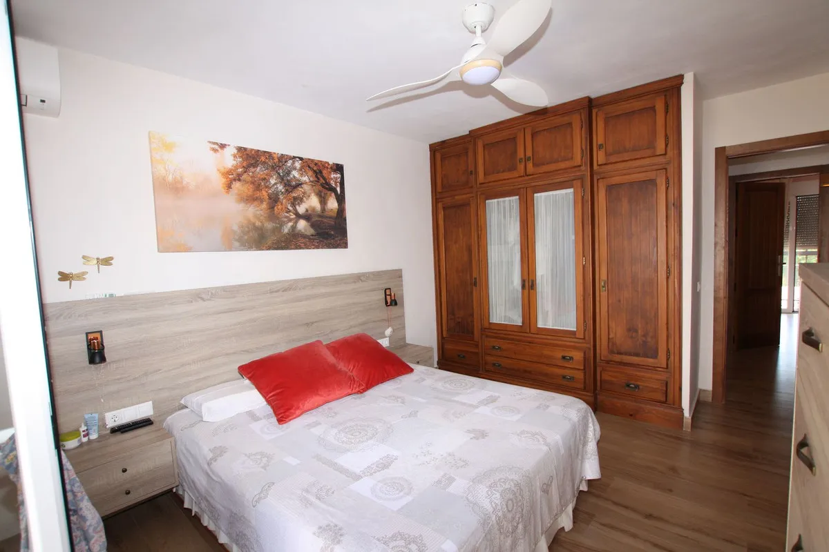 5f178e86-4c5c-437d-b66a-21fdf04cde50