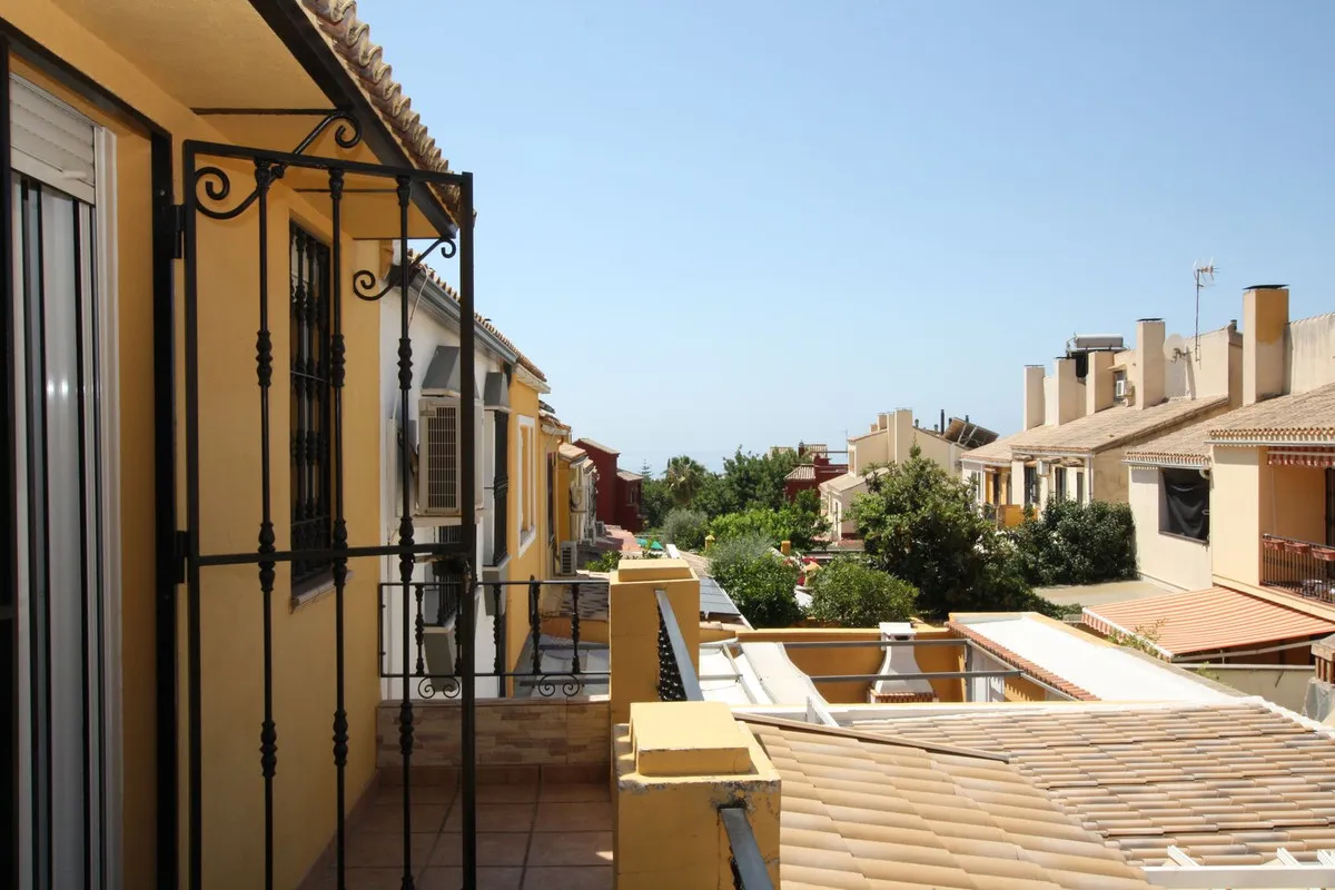 a5ac9496-c984-4ef5-a965-34d6f80a93f4