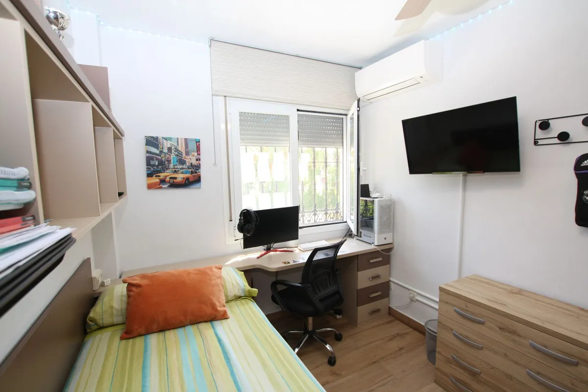 c33aa75f-e98f-4ee1-bdf1-2ec5444ea6c1