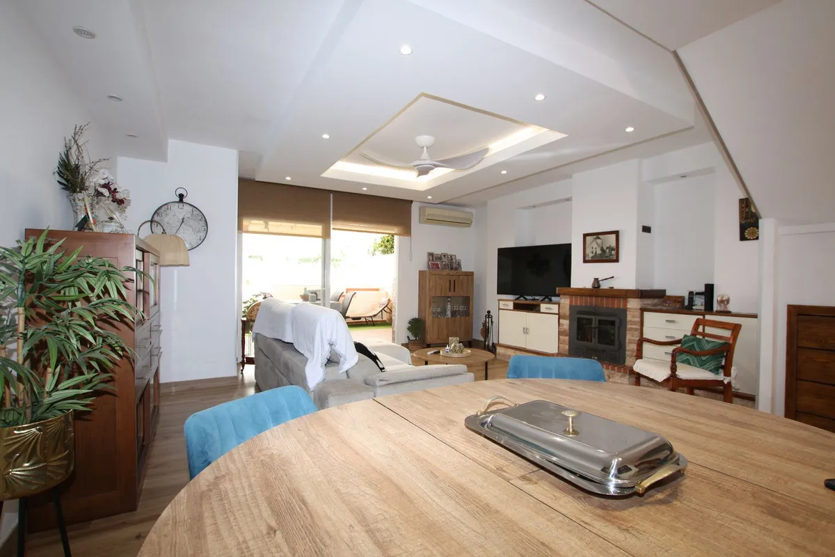 e2dc2c26-9a9b-40b6-9b5a-8696aa8c646f