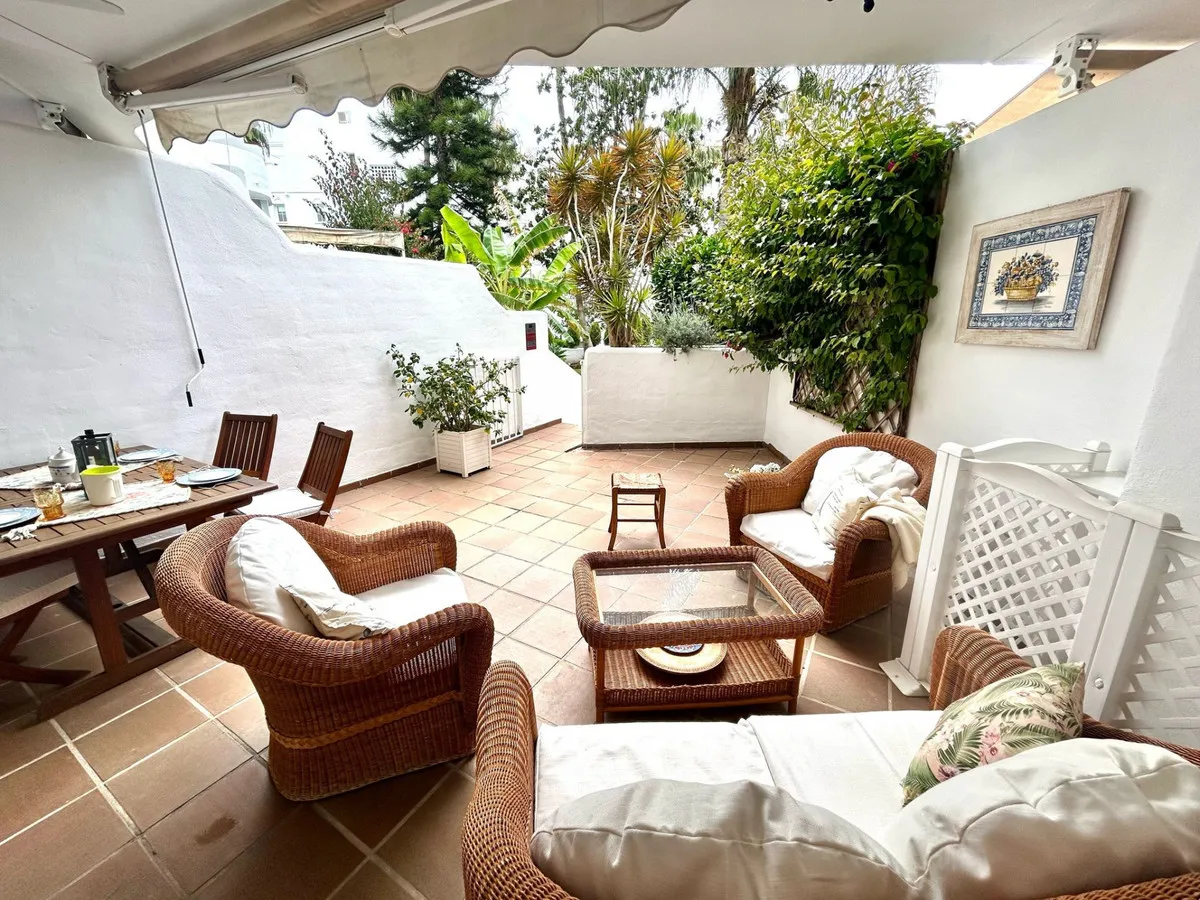 53f4fd69-b841-4c74-8839-2fad82ba0061