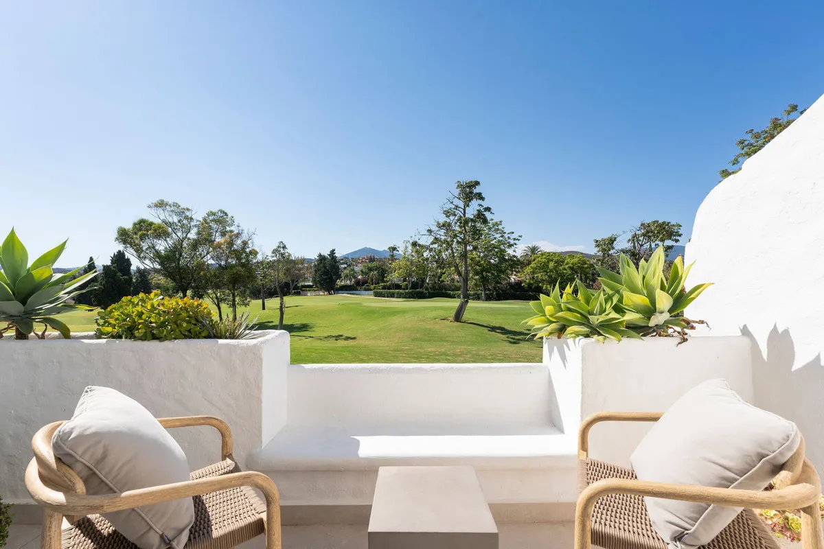 05bbc9ef-5def-45de-a1ad-cb913dd25170